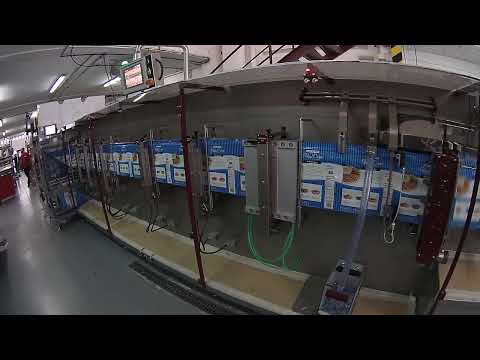 FL 3.2 Large HFFS Rollstock Auto Splicing with Pyramid Air Blowing thumbnail
