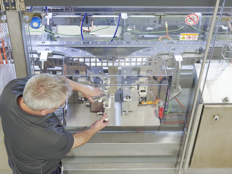 Close up of horizontal form fill seal MAG Series FFS machine
